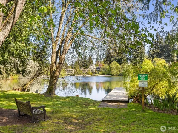 1138 N 198th Street #D304, Shoreline, WA 98133