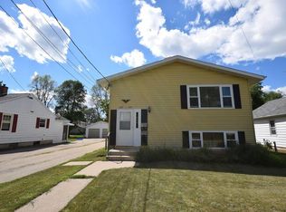 217 Foster St, Oshkosh, WI 54902