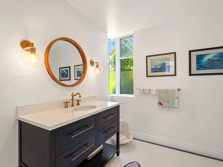 8317 Delgany Ave — Photo 19