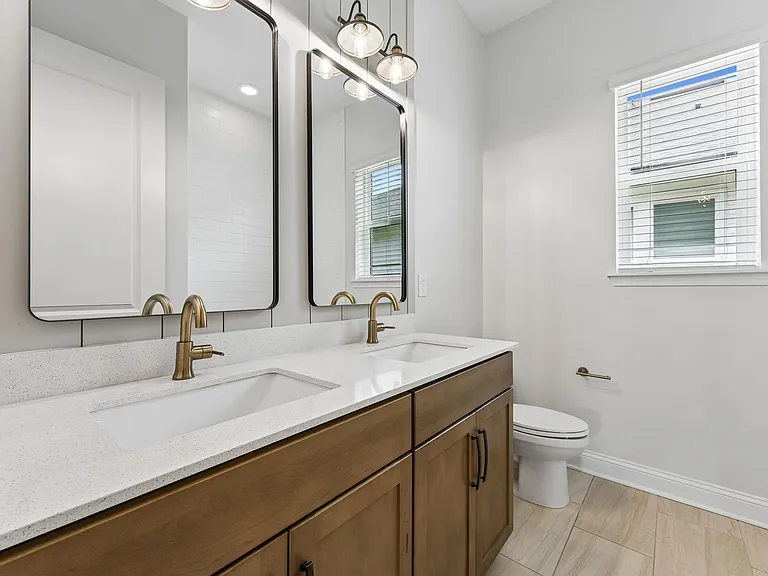 351 Sawgrass Dr — Photo 29