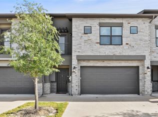 527 Hayes Ln, College Station, TX 77845