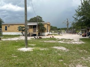 203 Freedom Dr, Frostproof, FL 33843