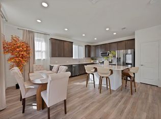762 Creekwater Ln #762, Garland, TX 75043
