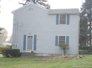 815 Burbank Ave, Suffield, CT 06078