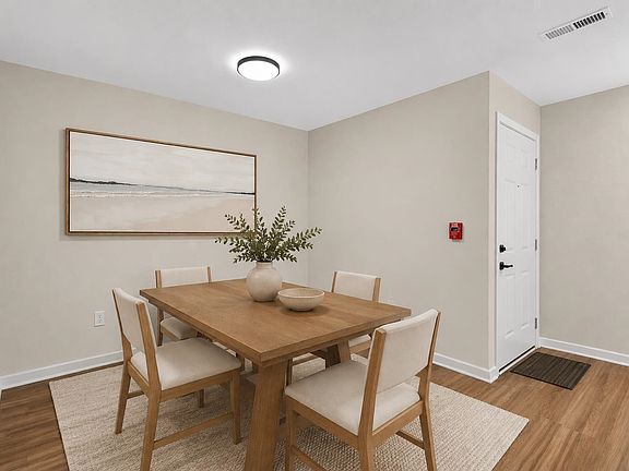 4th image of 1011 S 2nd St Unit 3