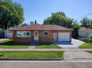 85 Appleton St, Menasha, WI 54952
