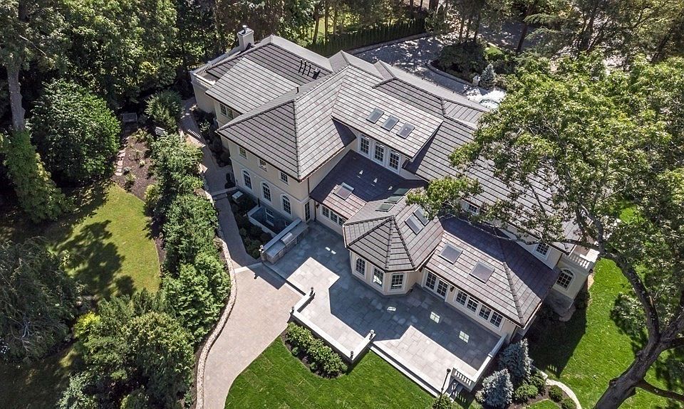 37 Radcliff Rd, Waban, MA 02468 Zillow