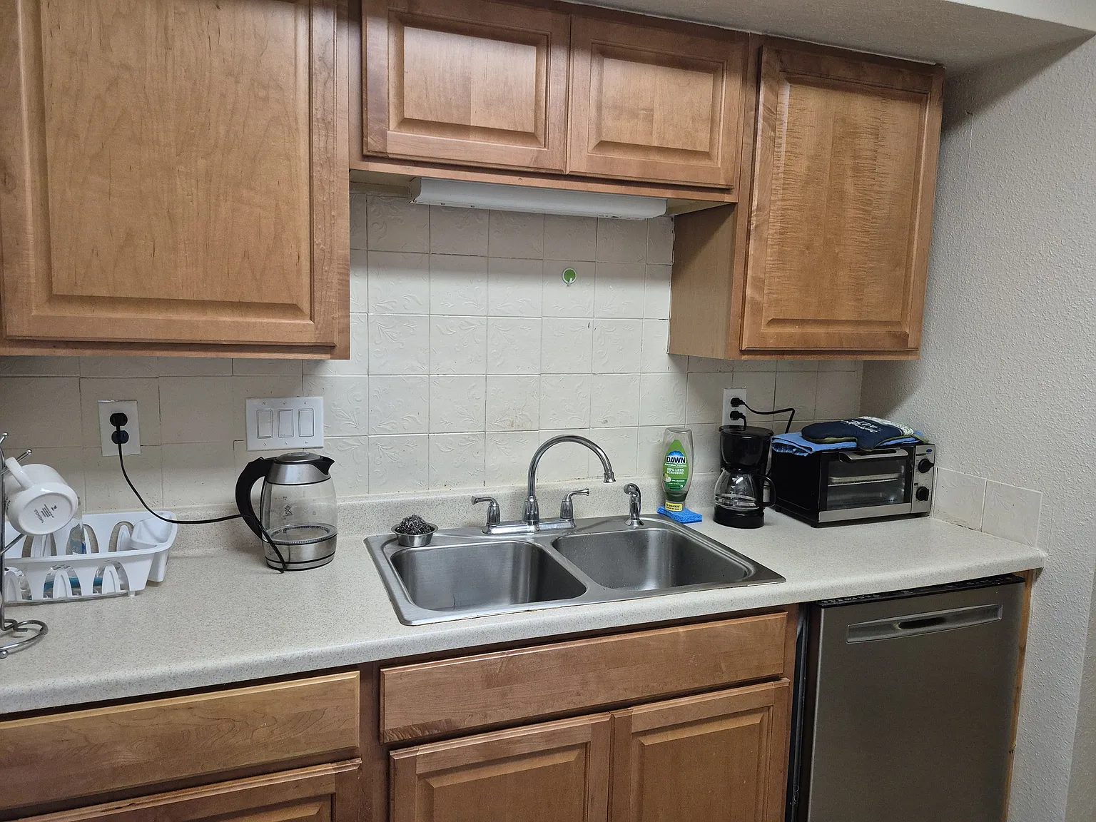 1 bed, 757 sqft, $1,200 — Photo 3