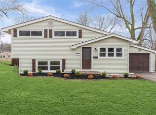 3507 Ruysser Rd, Kansas City, MO 64137