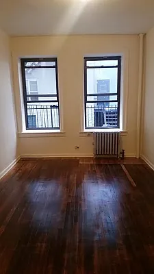 Rented by Lang Realty LLC | media 8