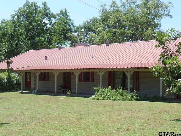 2nd image of 2661 County Road 2700