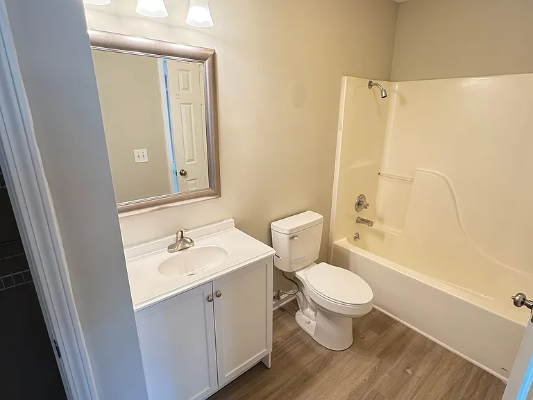 1202 Water Valley Ct NW — Photo 9