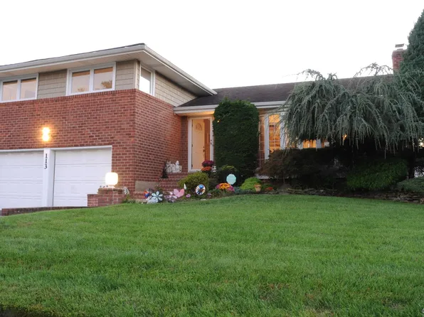 113 Northern Parkway W, Plainview, NY 11803
