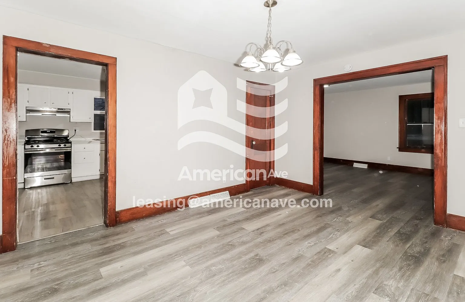3 bed, 1.0 bath, 1344 sqft, $983 — Photo 4