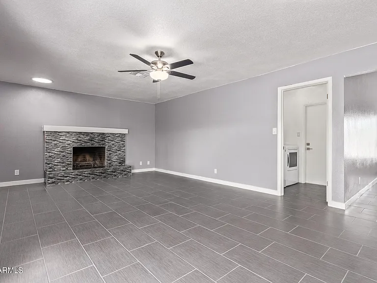 3210 N Jay St — Photo 11