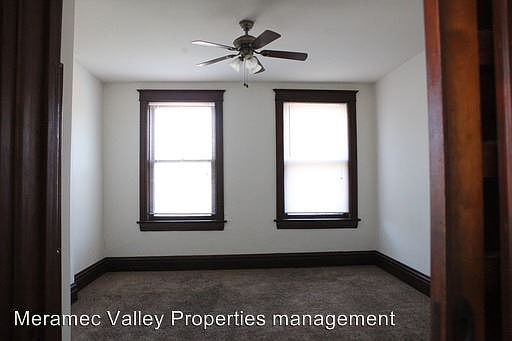 5th image of 3026A Miami St