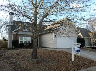 43 Village Park Dr, Newnan, GA 30265
