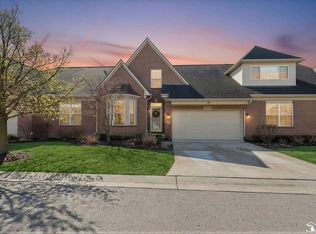 48551 Oak Bridge Dr, Canton, MI