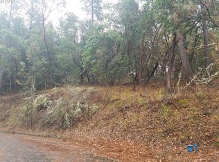 153 NE Carmen St, Roseburg, OR