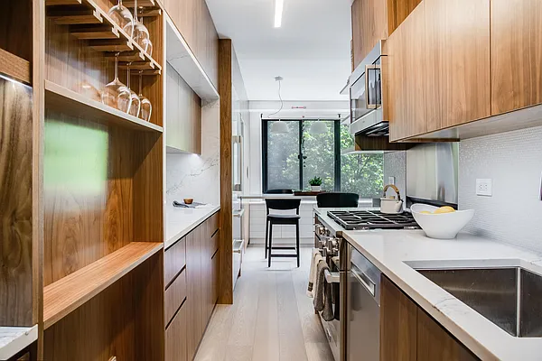 Sold by Compass | media 20