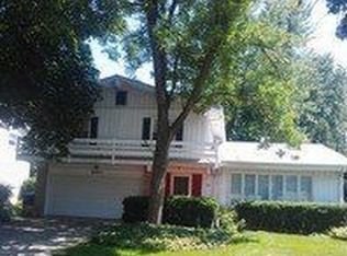 1003 N Greenfield Ln, Mount Prospect, IL