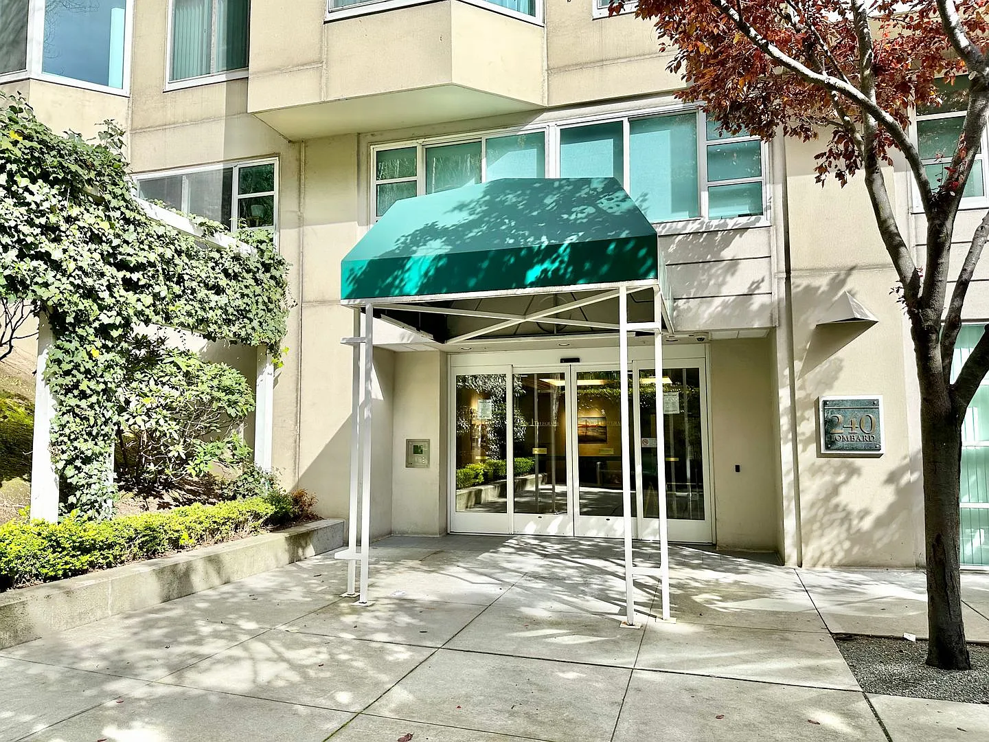 240 Lombard St APT 236 photo 1