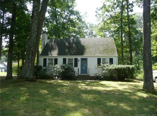 32 Ledgewood Dr, Farmington, CT 06032