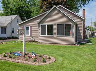 210 Main St, Hillsdale, IL