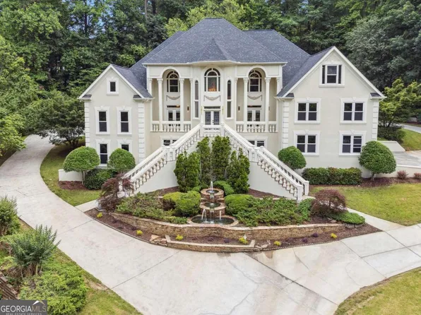 1689 Mountain Shadow, Stone Mountain, GA 30087