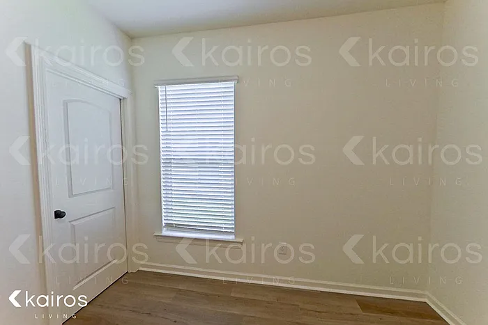 113 Teddy Ln — Photo 9