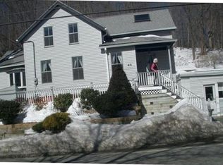 40 Monroe St, Amesbury, MA 01913