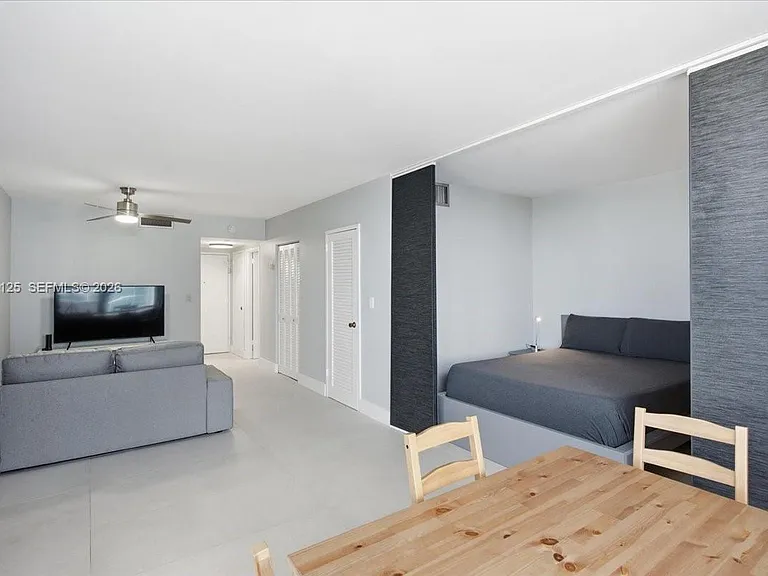 2899 Collins Ave #1022 — Photo 9