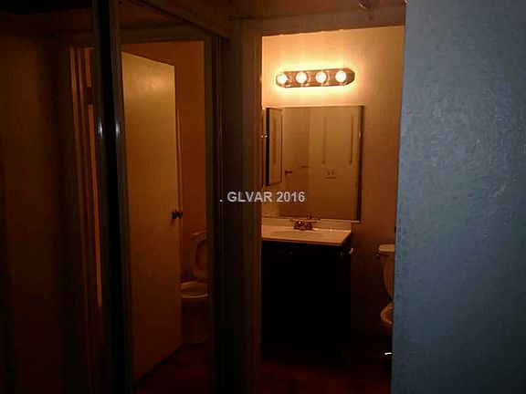 3rd image of 1381 E University Ave APT 111