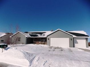 1020 W Ann St, Kaukauna, WI 54130