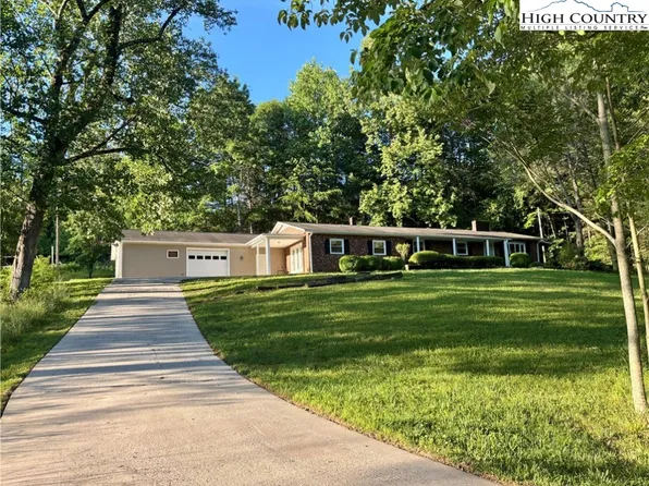 2130 Vashti Road, Taylorsville, NC 28681