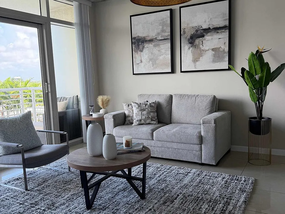 3250 NE 1st Ave #7-ID1641540P