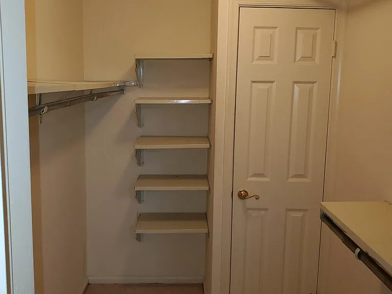 5715 Brewer House Cir #T2 — Photo 10
