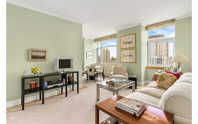 Sold by Douglas Elliman | media 8