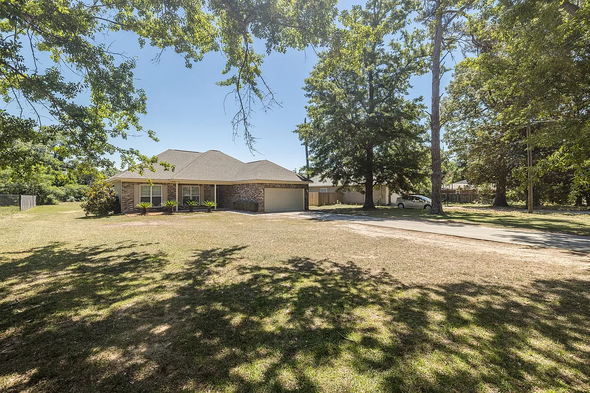 Building Photo - 203 Hayne Dr