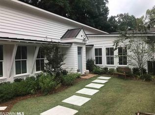 358 S Summit St, Fairhope, AL 36532