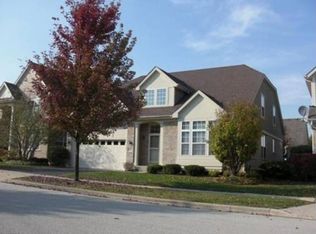 444 Valhalla Ter, Vernon Hills, IL 60061