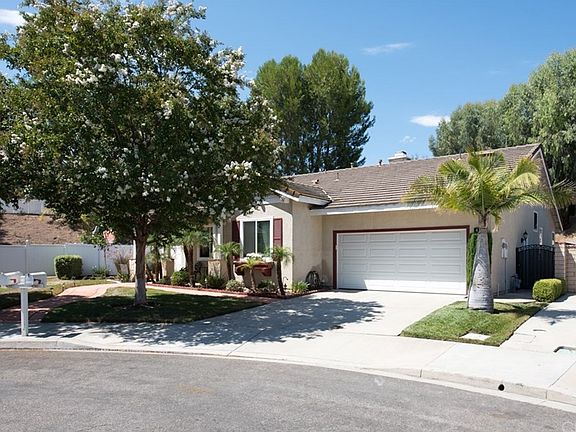 3rd image of 4745 Amber Ct