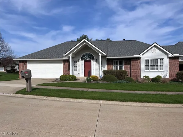 1150 Sterling Oaks Dr, Wadsworth, OH 44281