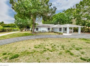 5549 Cynthia Ln, Naples, FL 34112