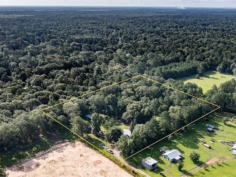 435 County Road 3310 — Photo 11