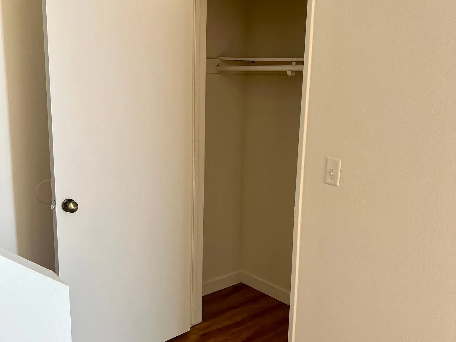 17149 Chatsworth St — Photo 3