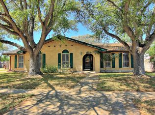 1903 S Park Dr, Kingsville, TX 78363