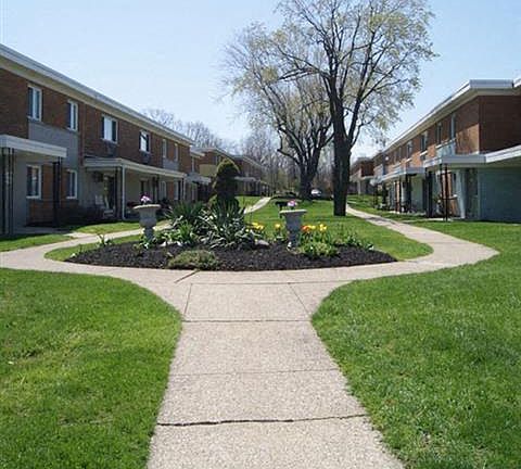 2nd image of 35124 Euclid Ave APT F106