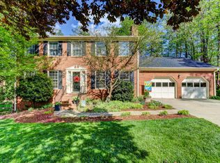 108 Brookberry Ct, Jamestown, NC 27282