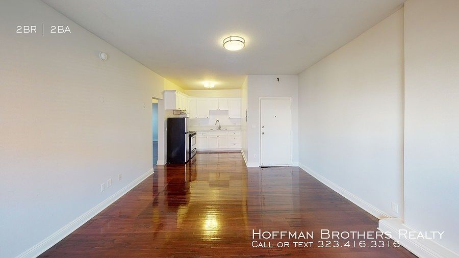 1st image of 752 S Mariposa Ave #204B